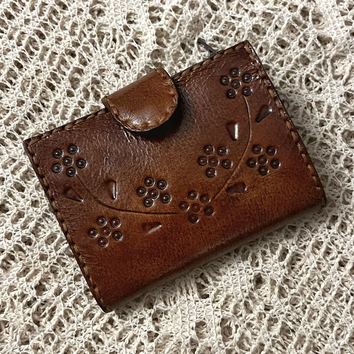 Tooled floral vines small leather wallet image