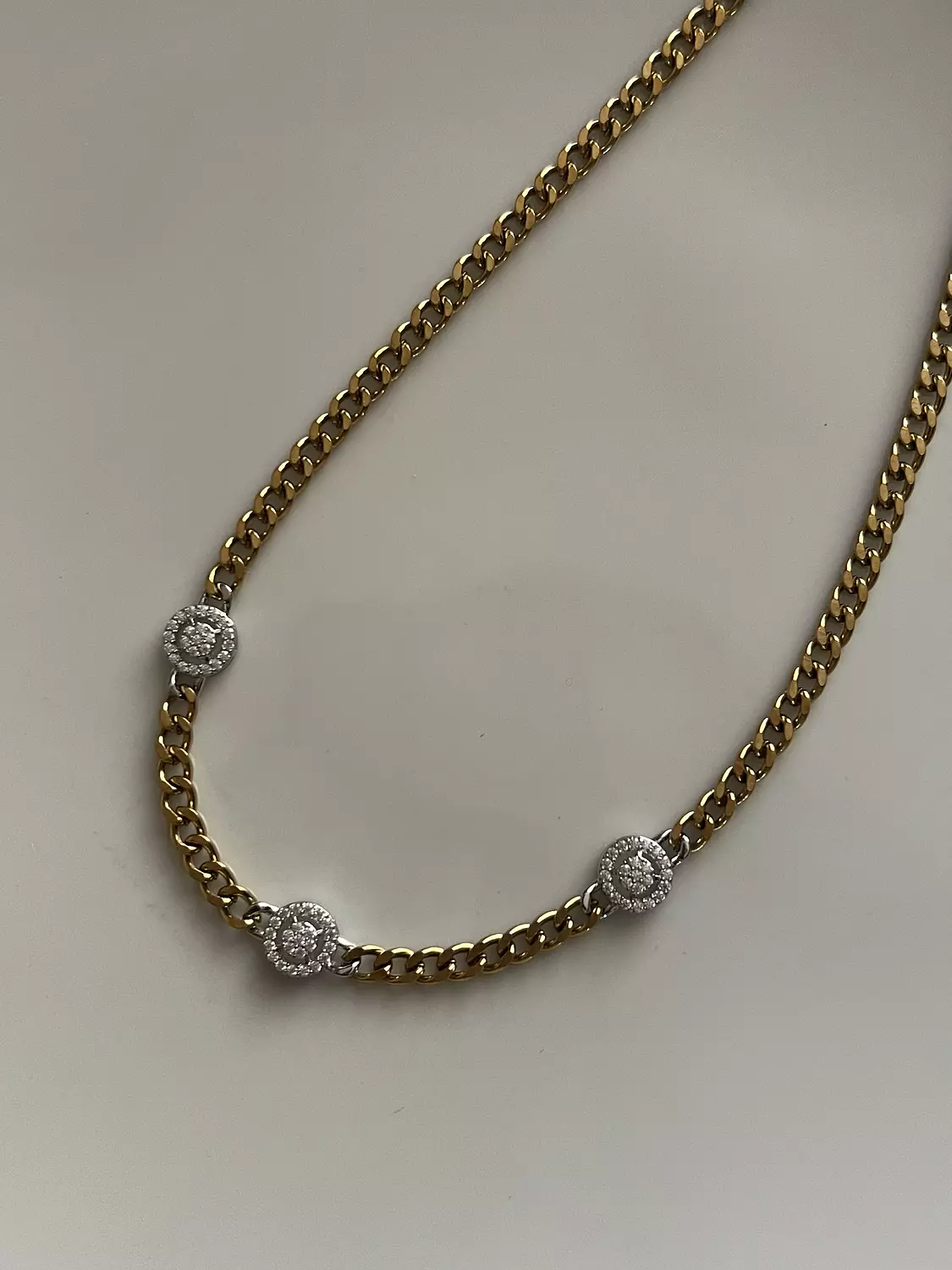 Magical circle collier  hover image