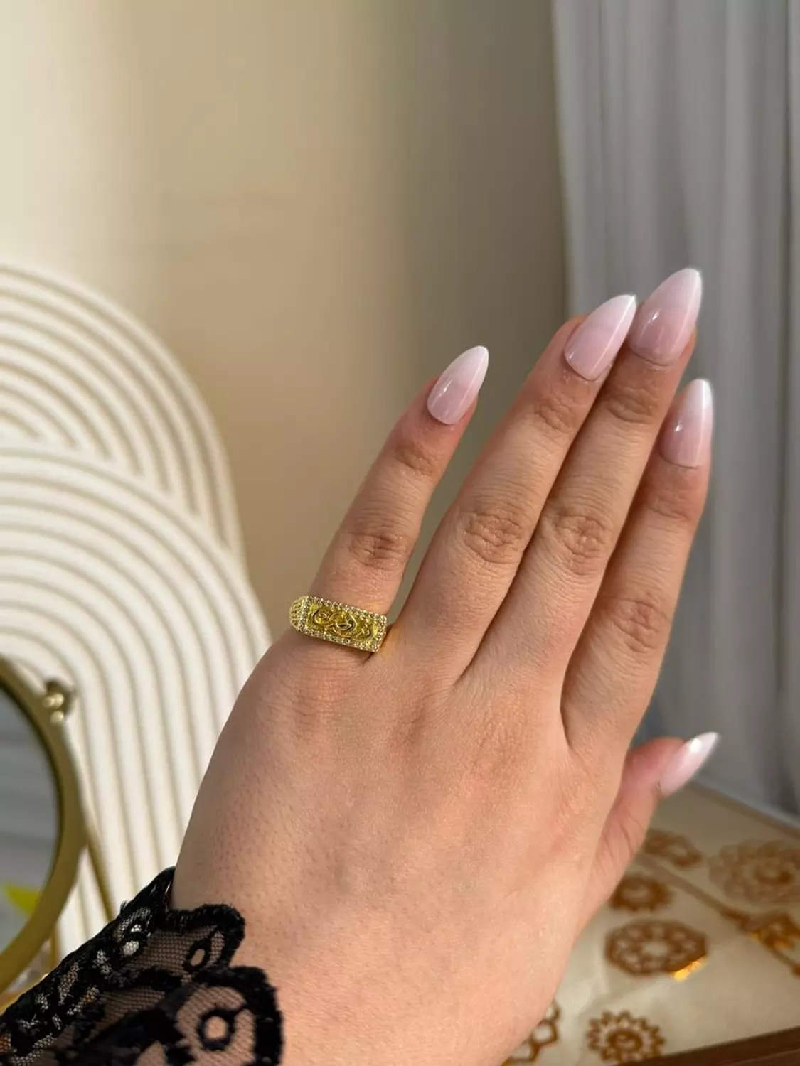 أنت الحب  image