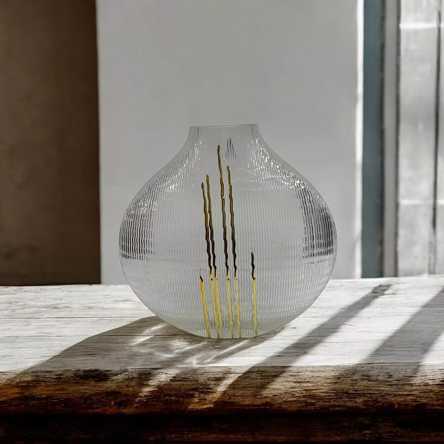 Premium glass vase 8 image