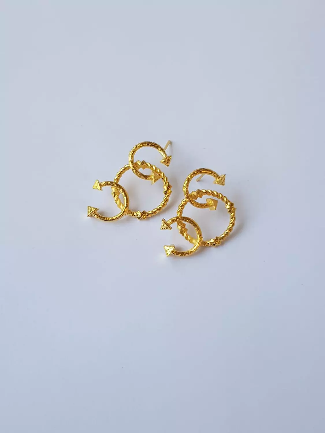 swirl 3 earring image