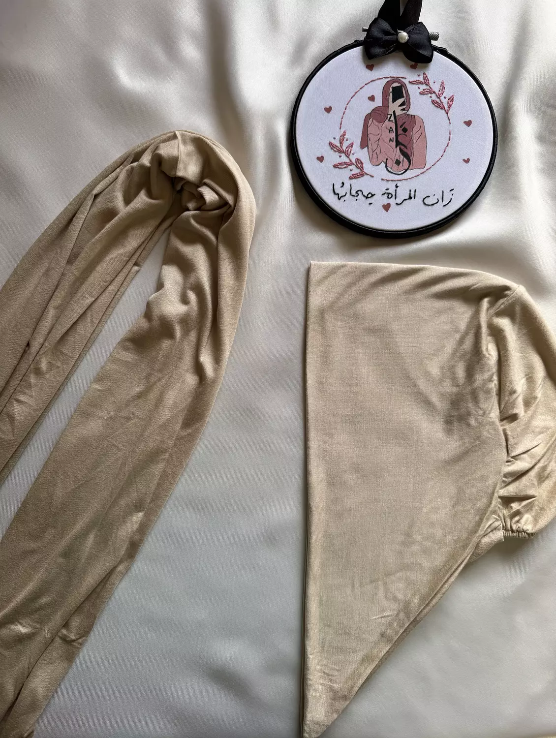 Beige image