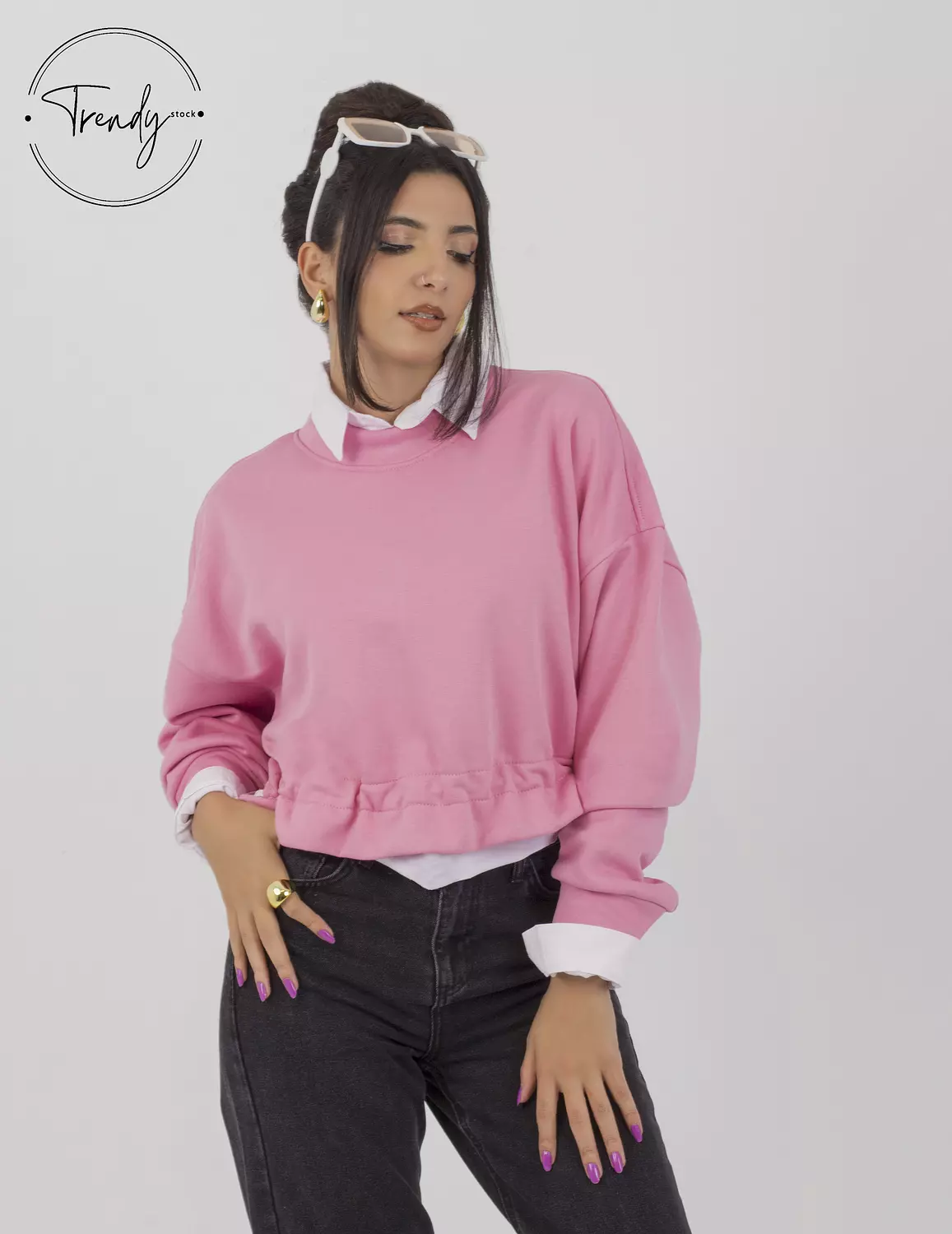 Rounded Neck Short Sleeve Sweatshirt image