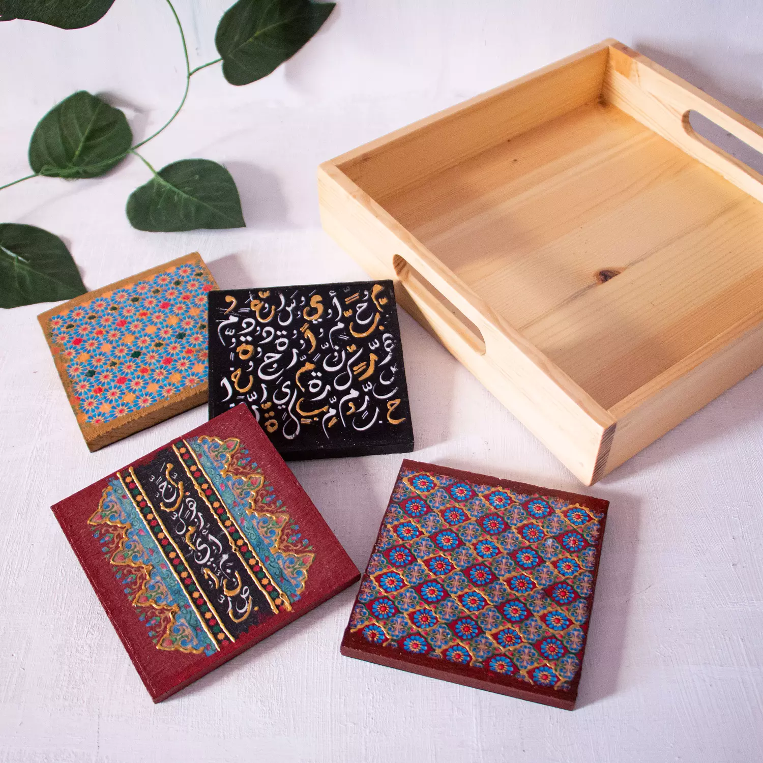 Arabesque coasters wooden tray 3