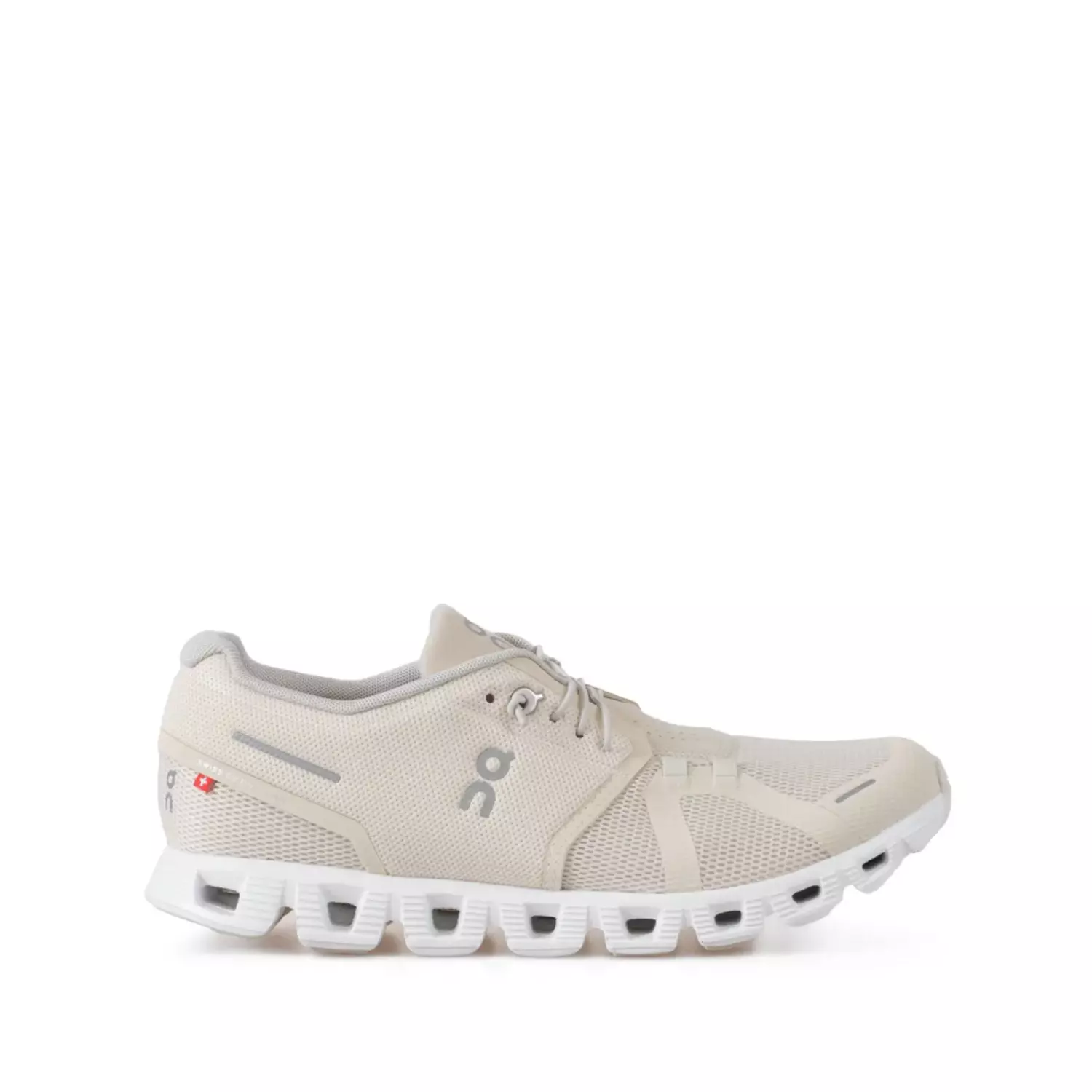 On Running Cloud 5 Pearl White image