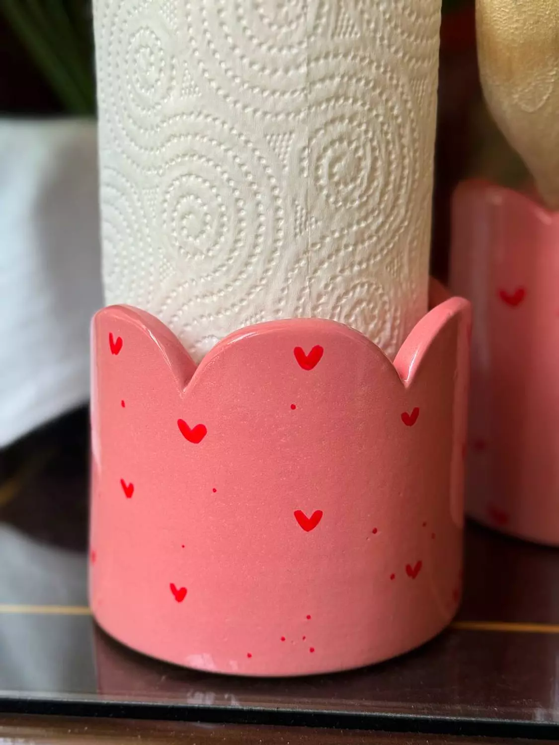 Pink Hearts tissue holder 1