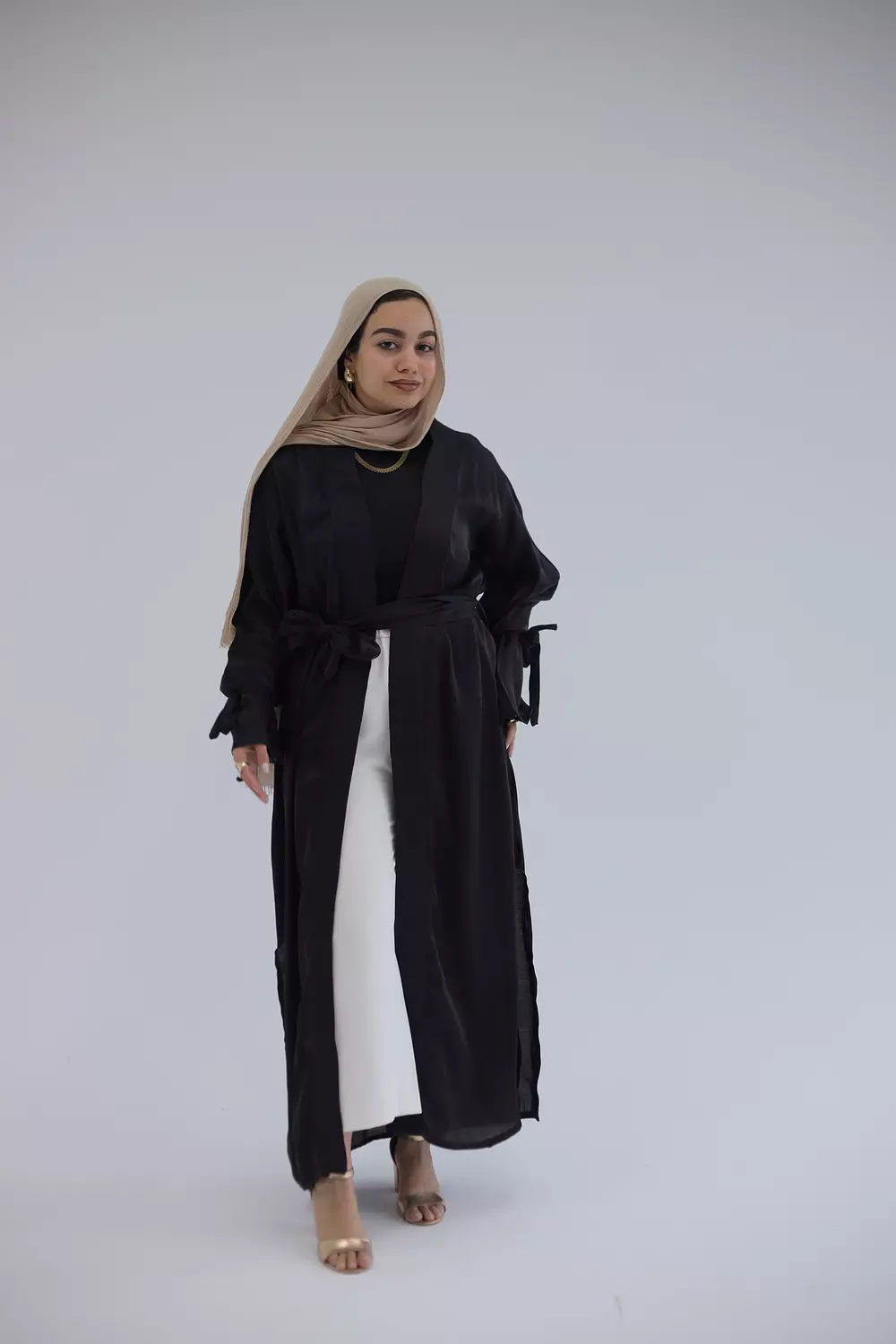 Black cardigan stan with a waistband-2nd-img