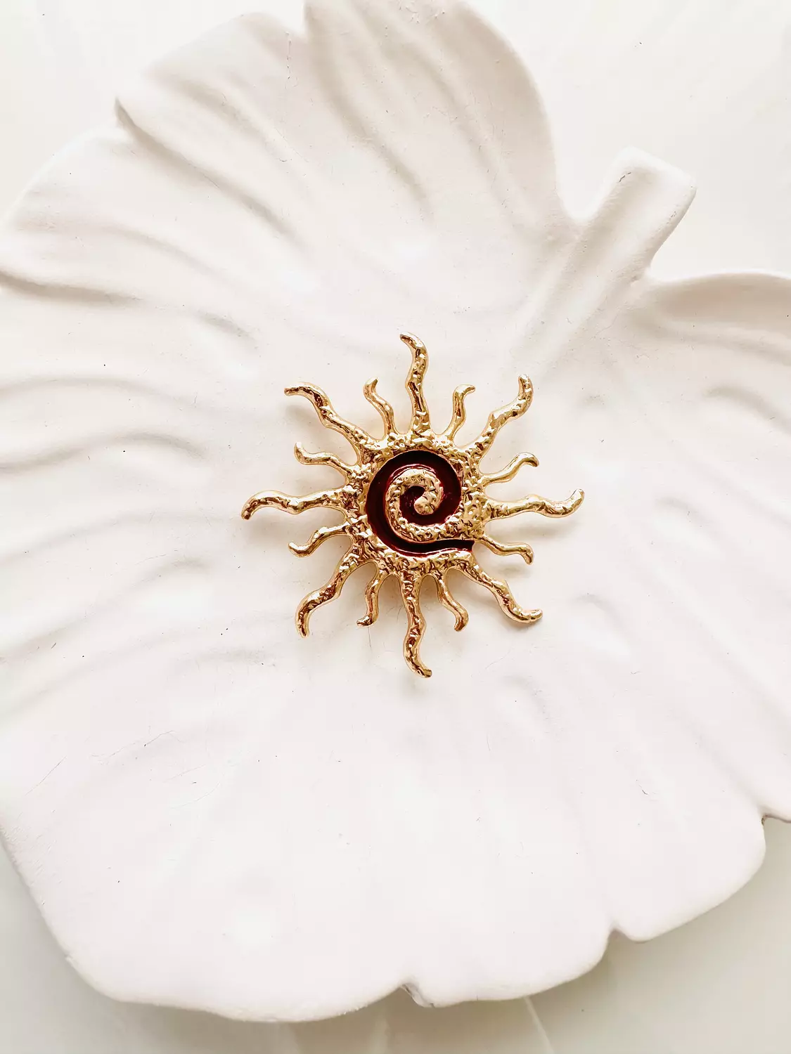 Sun button cover  image