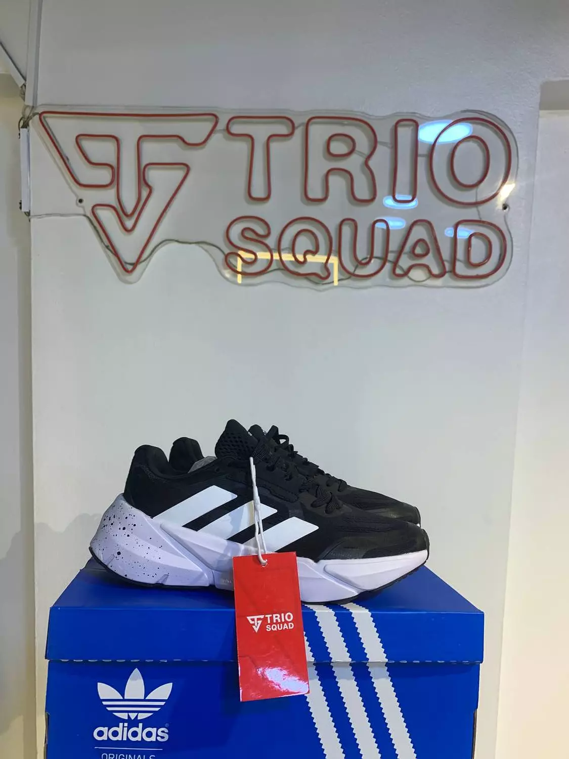 Adidas black core Adistar  1