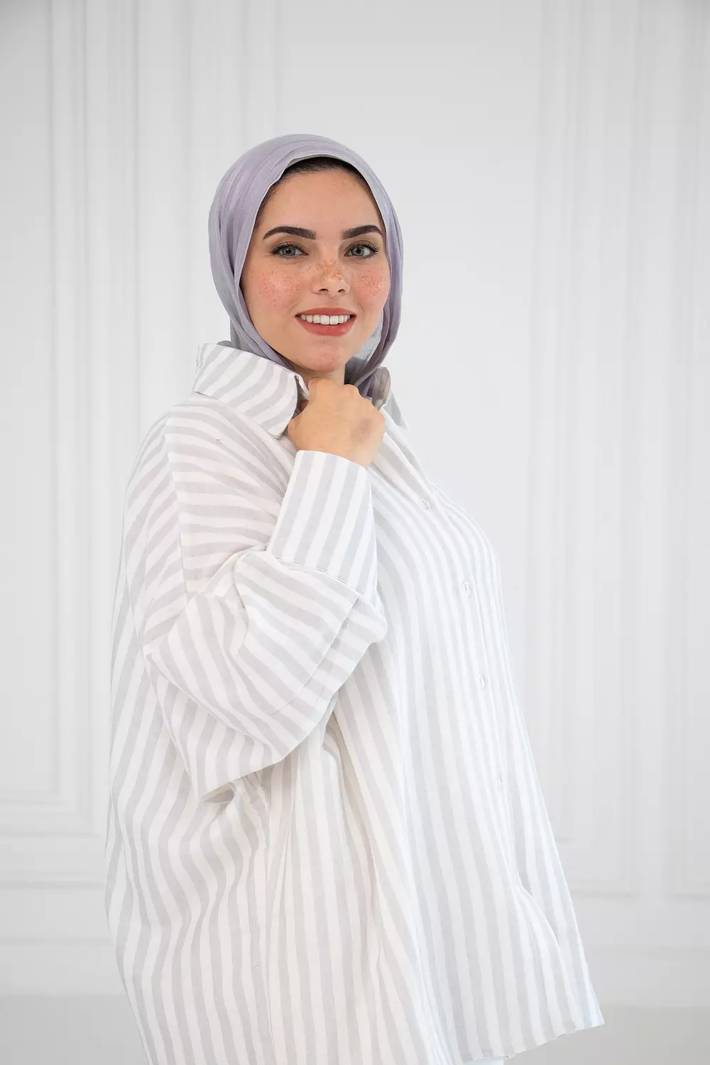 Oversized striped shirt 7