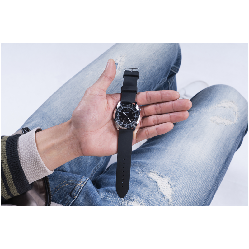 Guess GW0494G1 Gents Watch Silver Polished Case Stainless Steel/ Silicone Strap 5