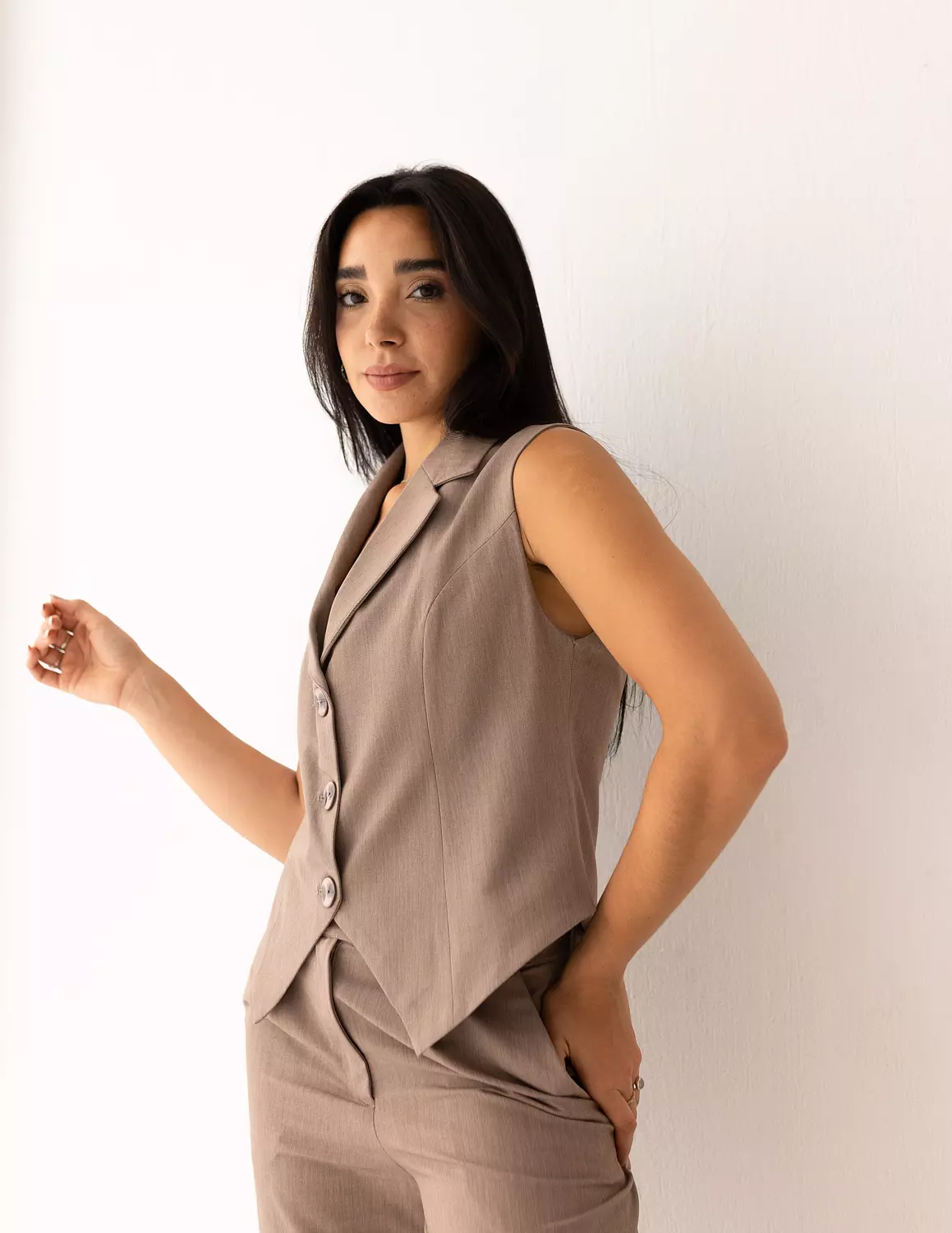  Mocha Light cropped vest  2