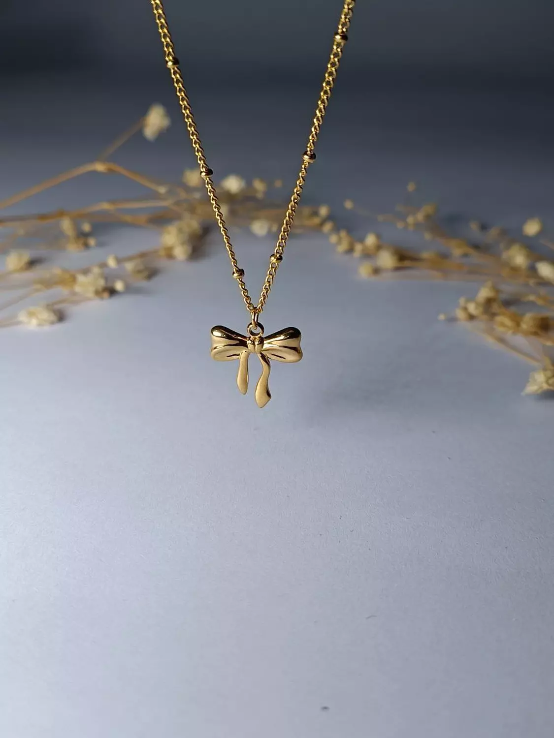 slim ribbon necklace image