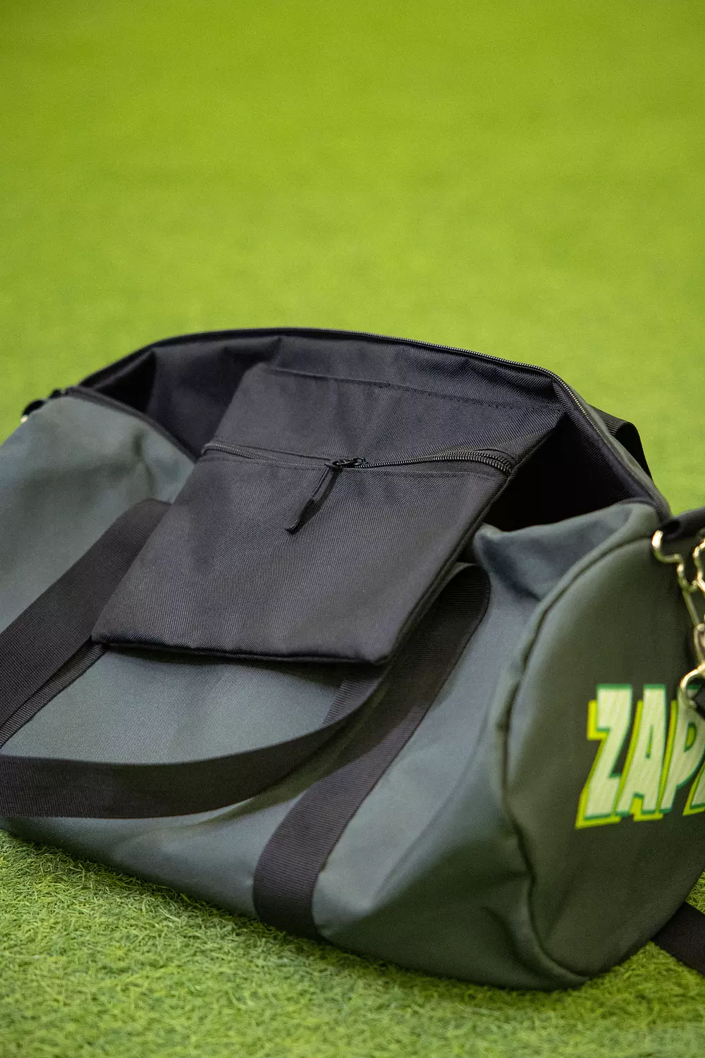 OLIVE DUFFEL BAG 2