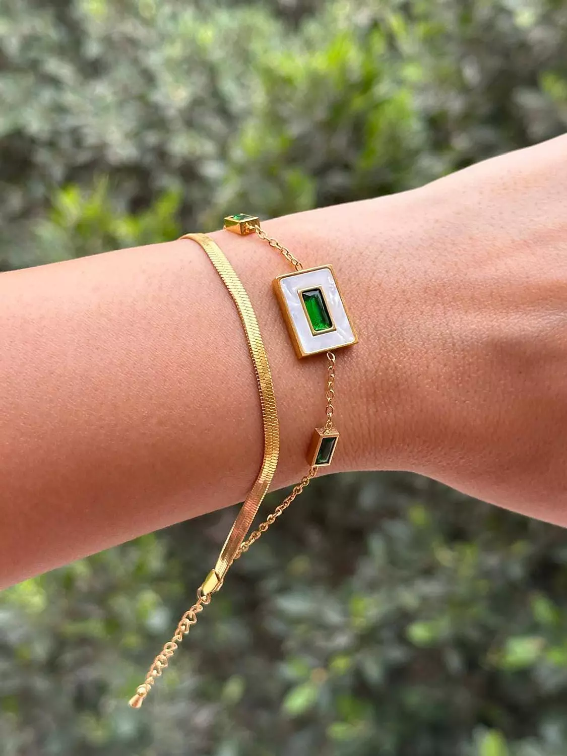 Emerald double bracelet  image