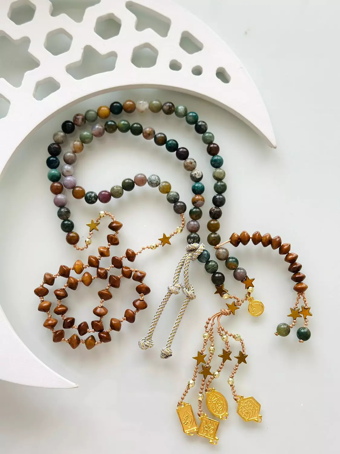 <p style="text-align: start"></p>