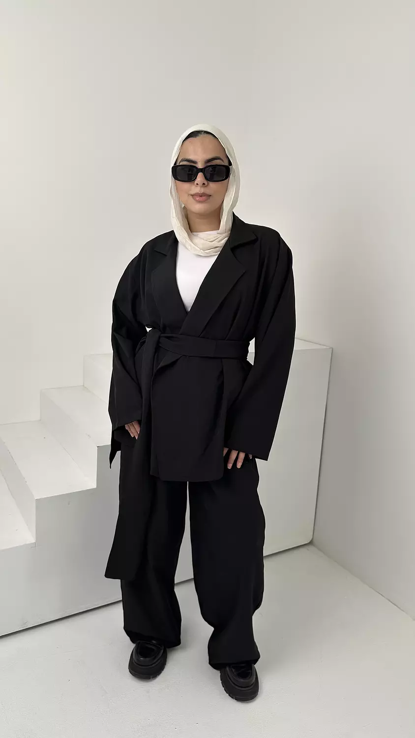 Elan Set In Black 4