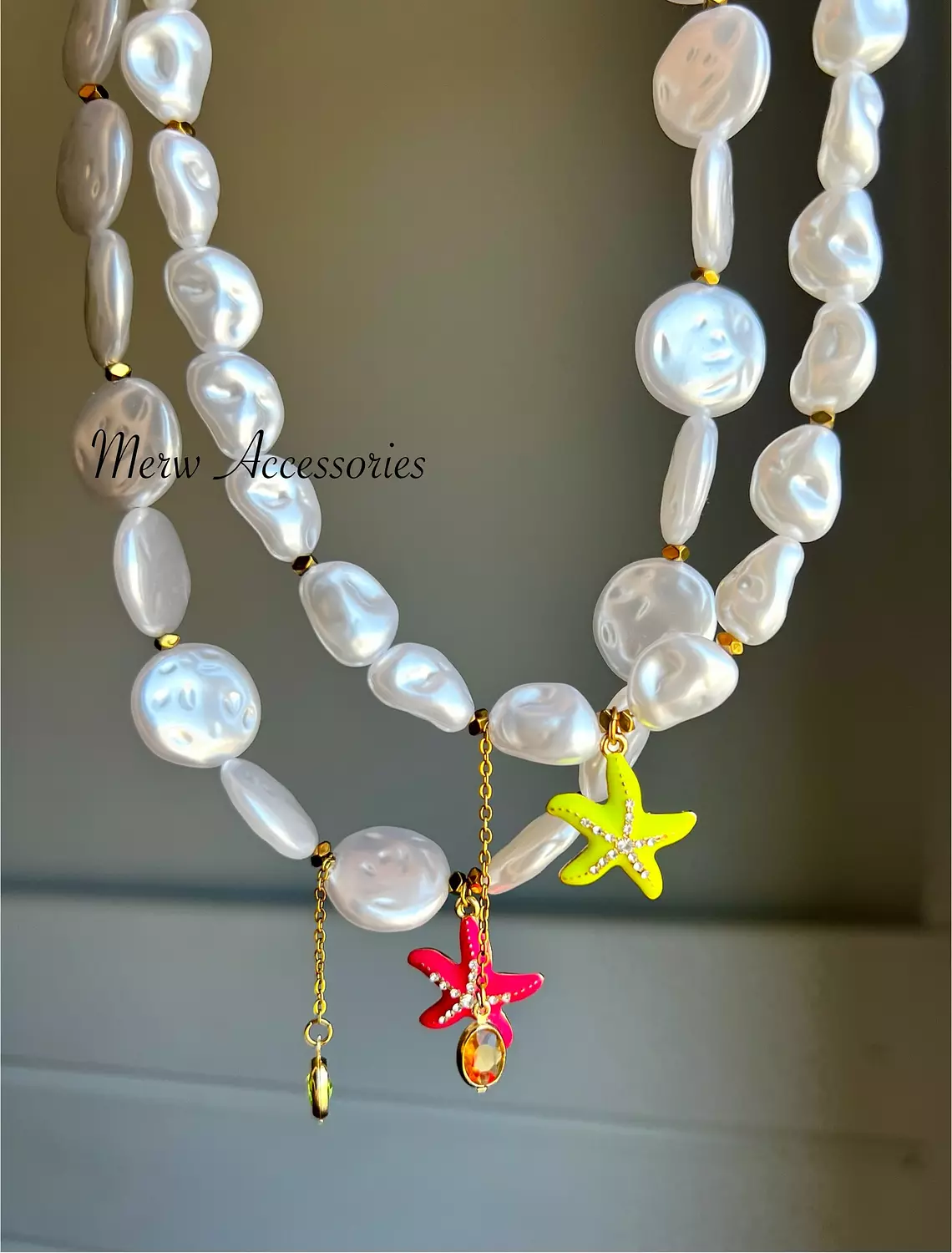 Pearl chockers .. image