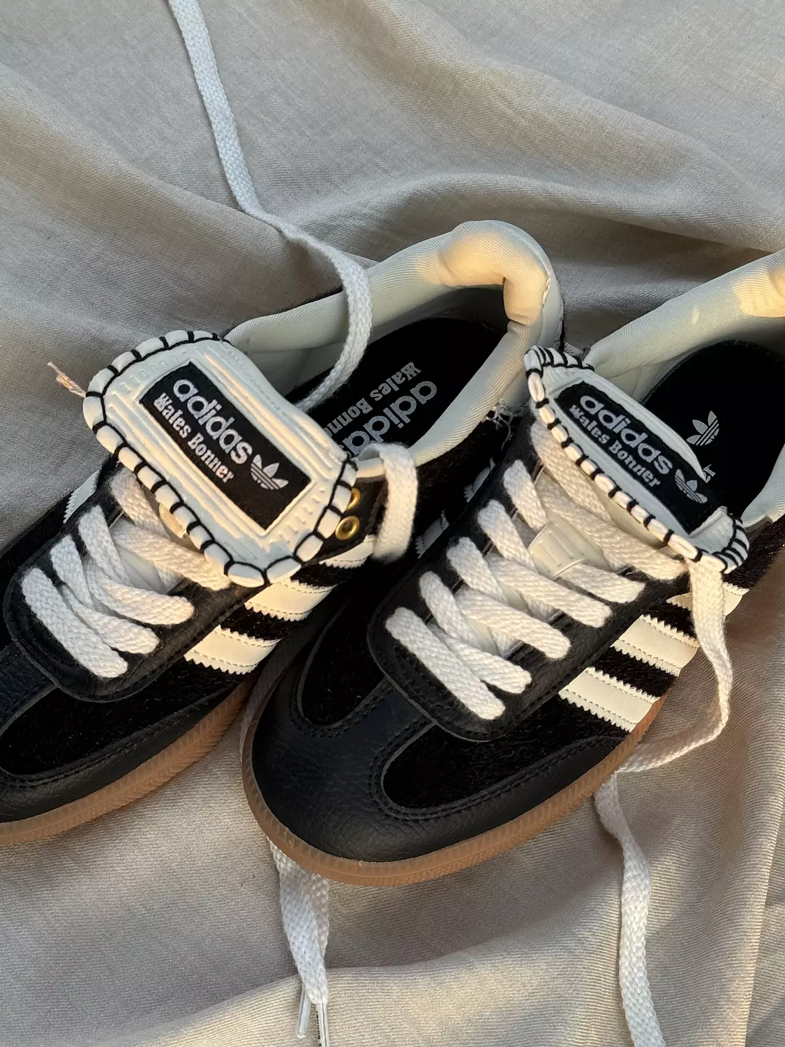 Adidas samba wales boner core black image