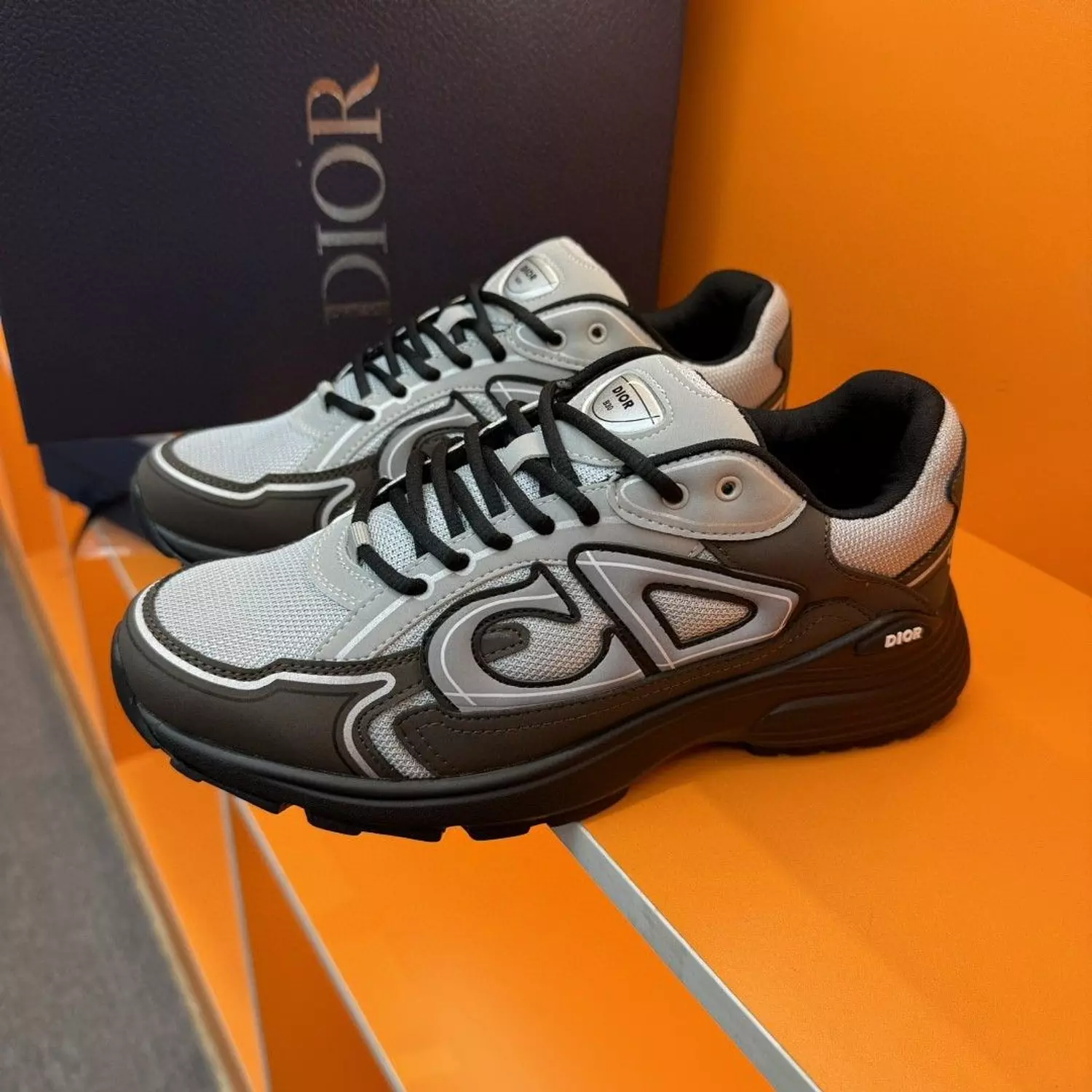  Dior B30 in Anthracite image