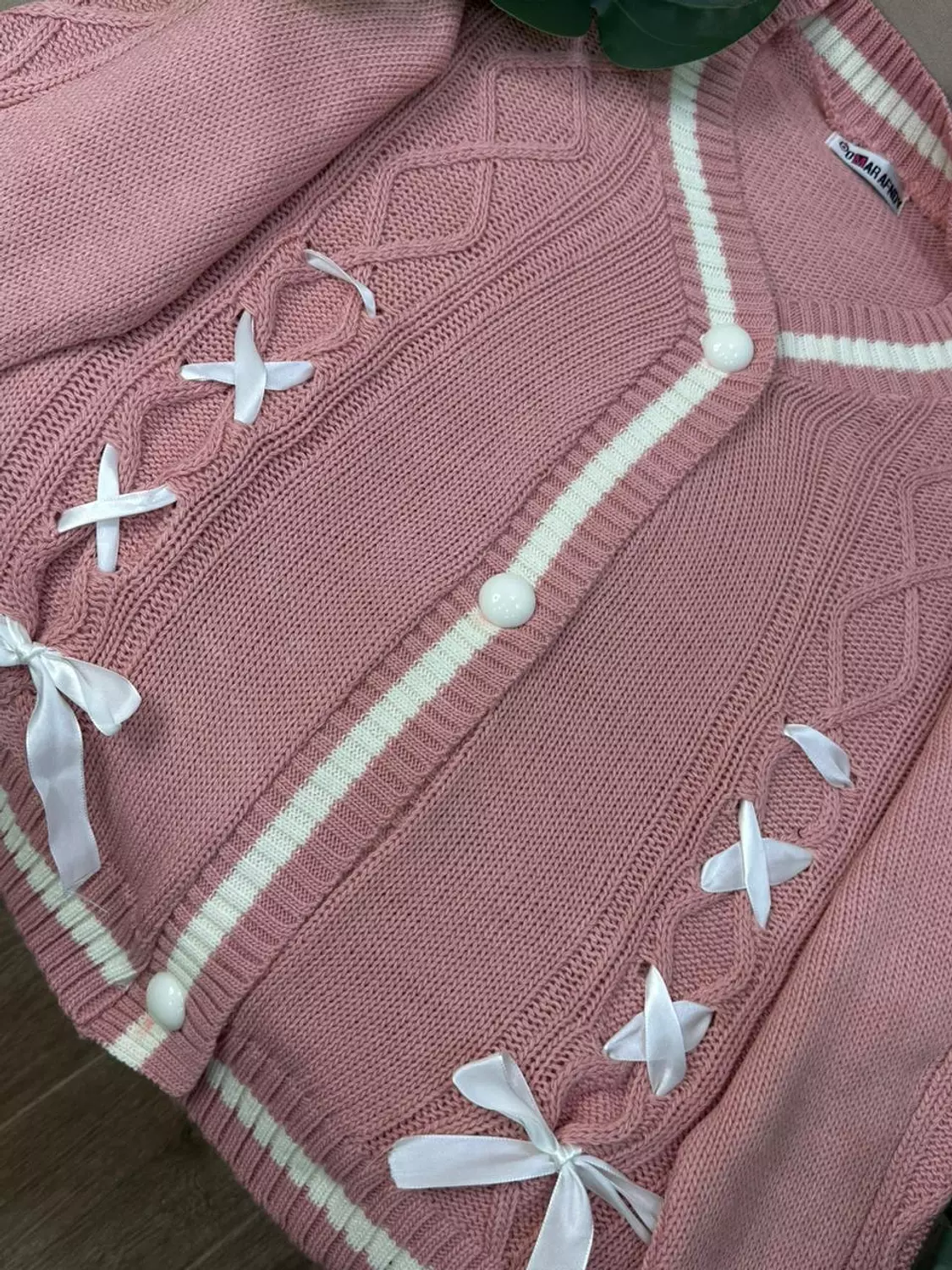 buttoned Wool Sweater  9