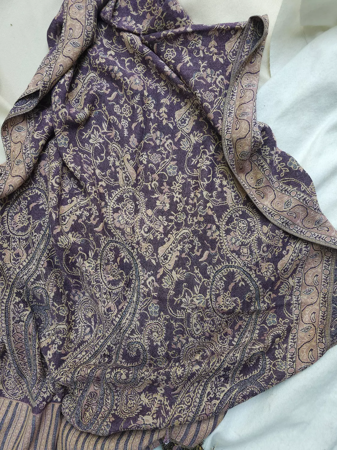 Burple/beige Pashmina 2