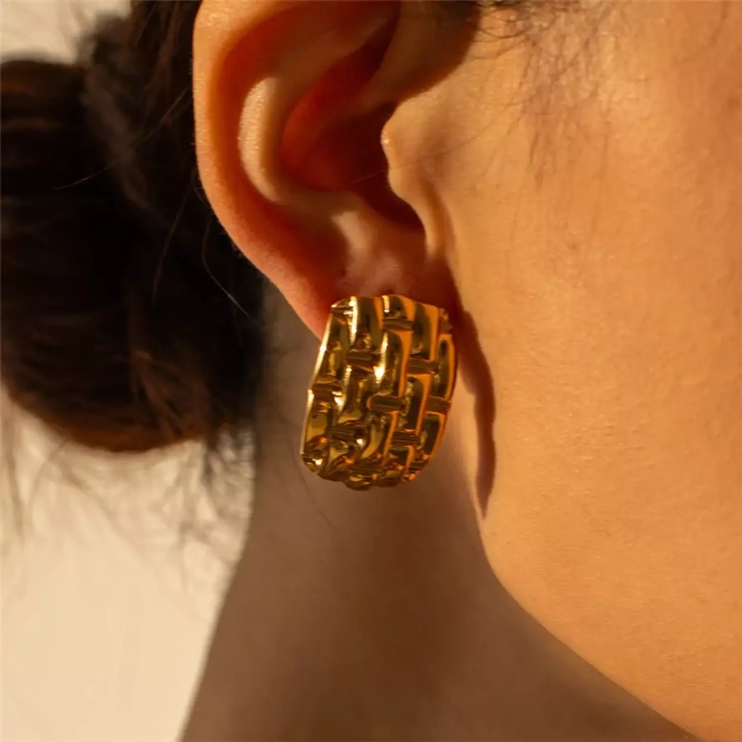 Rivo Earrings 1