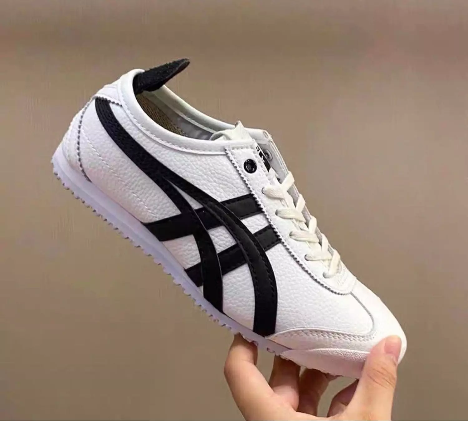  Onitsuka Tiger Mexico 66 White , Black 1
