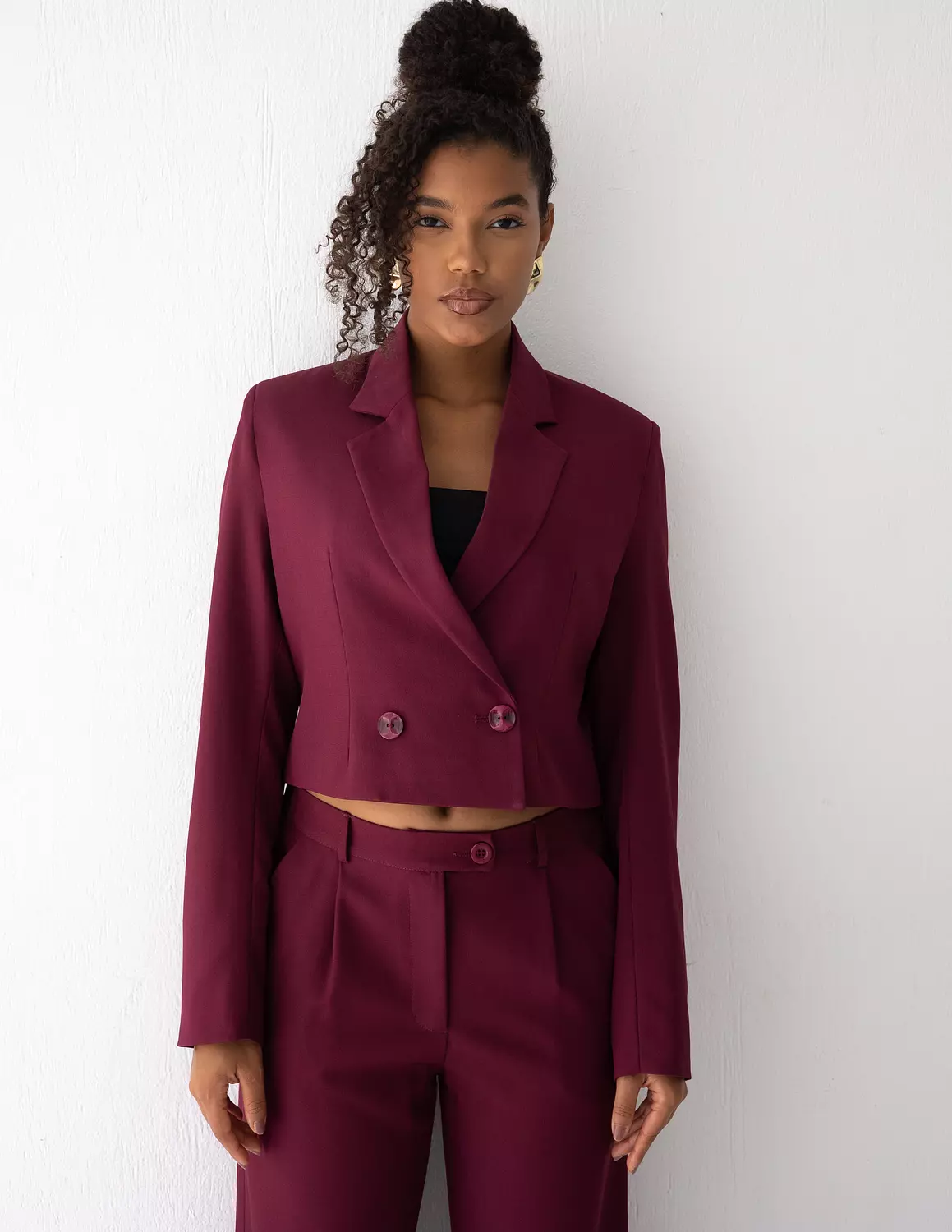 <p>Cropped Blazers</p>