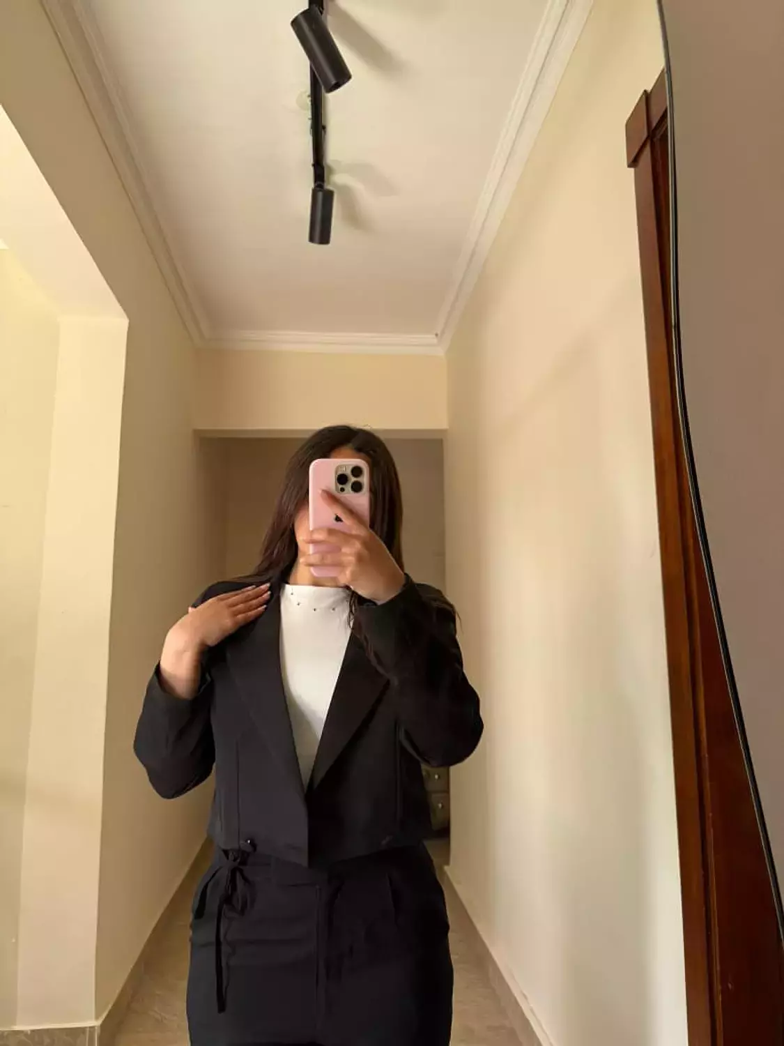Cropped Blazer Black image