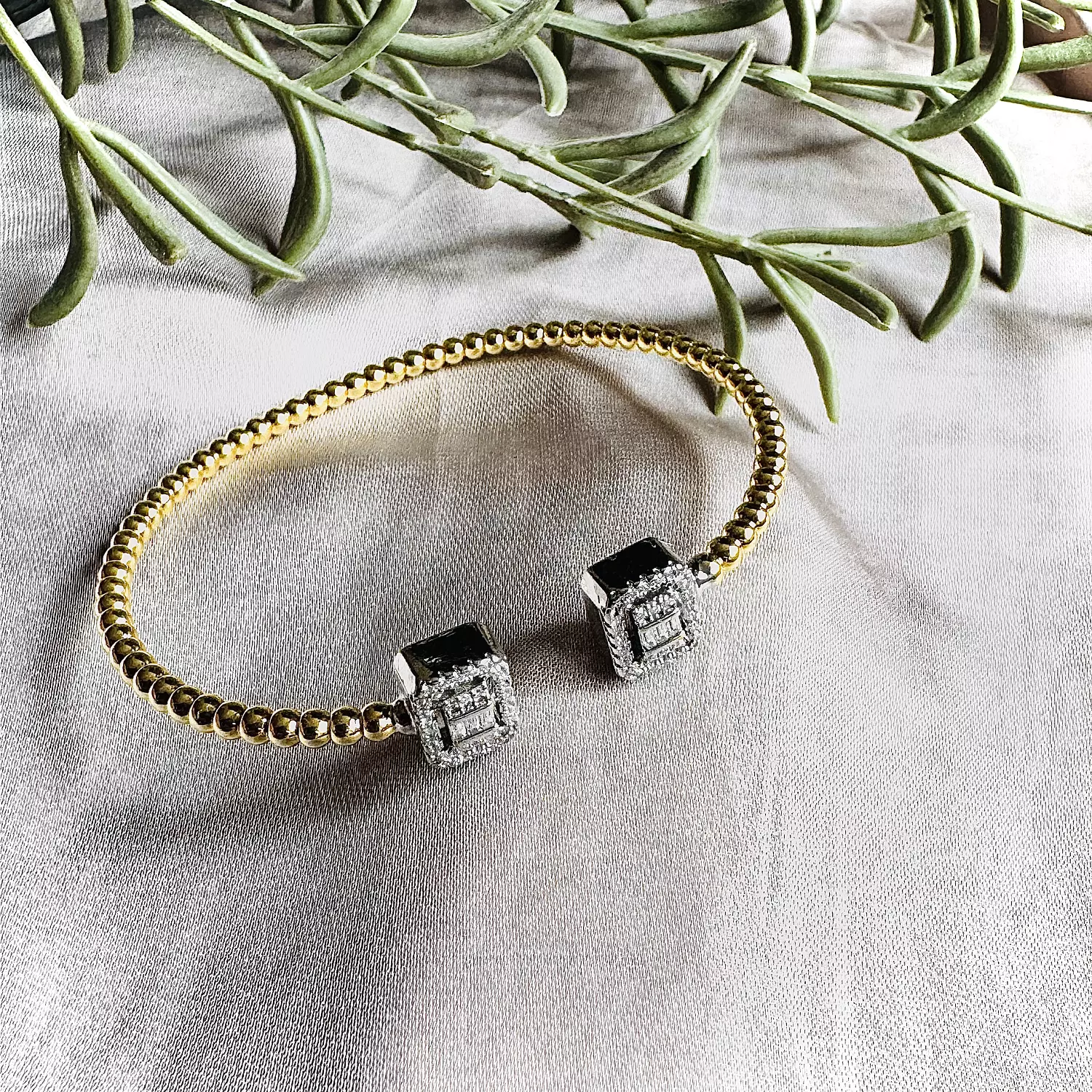 Double zircon shapes open bangle 7