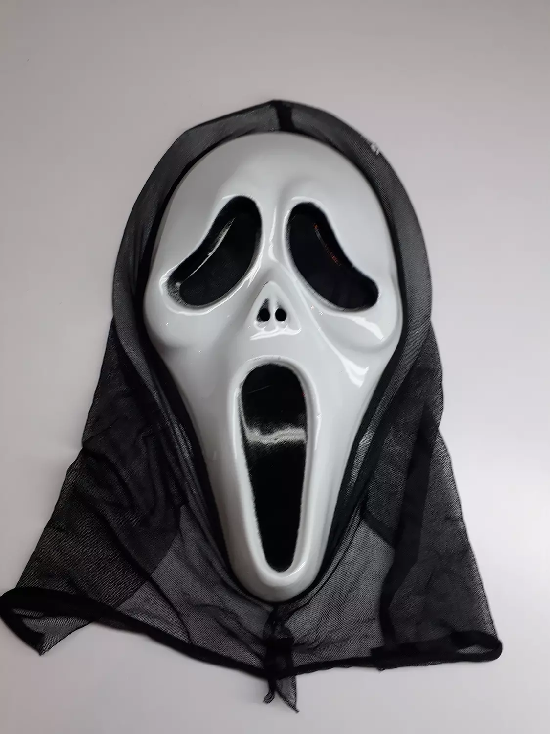 Scream mask image