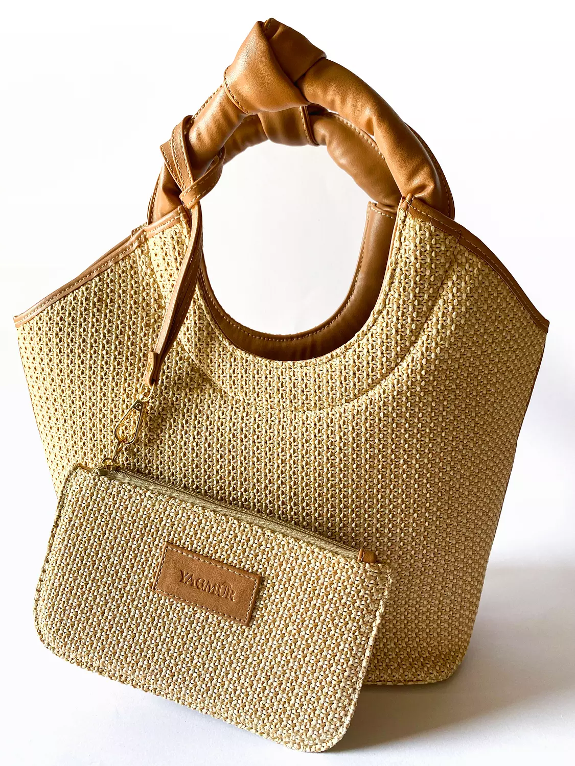 beige summer bag image