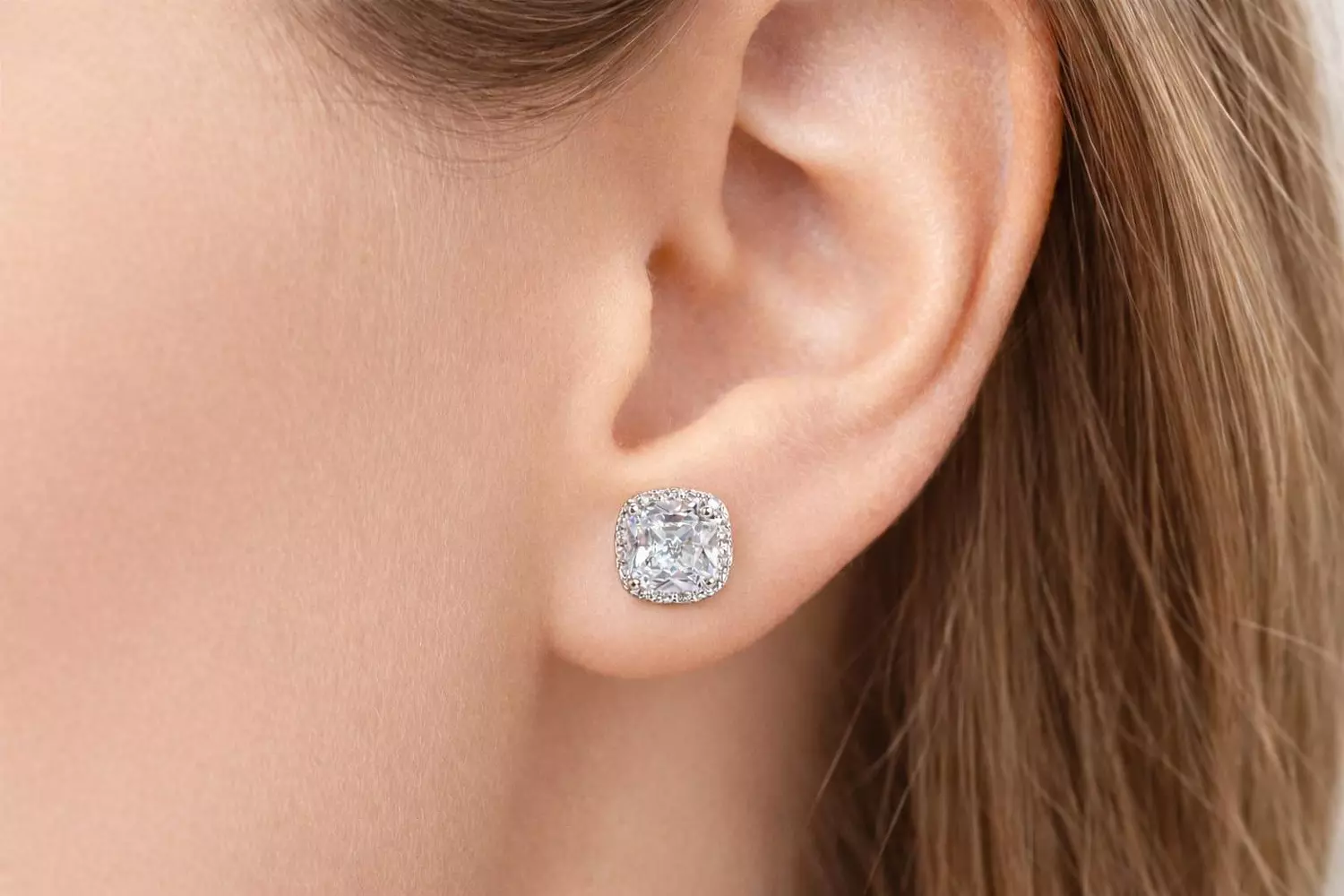 Silver Earrings Daimond image