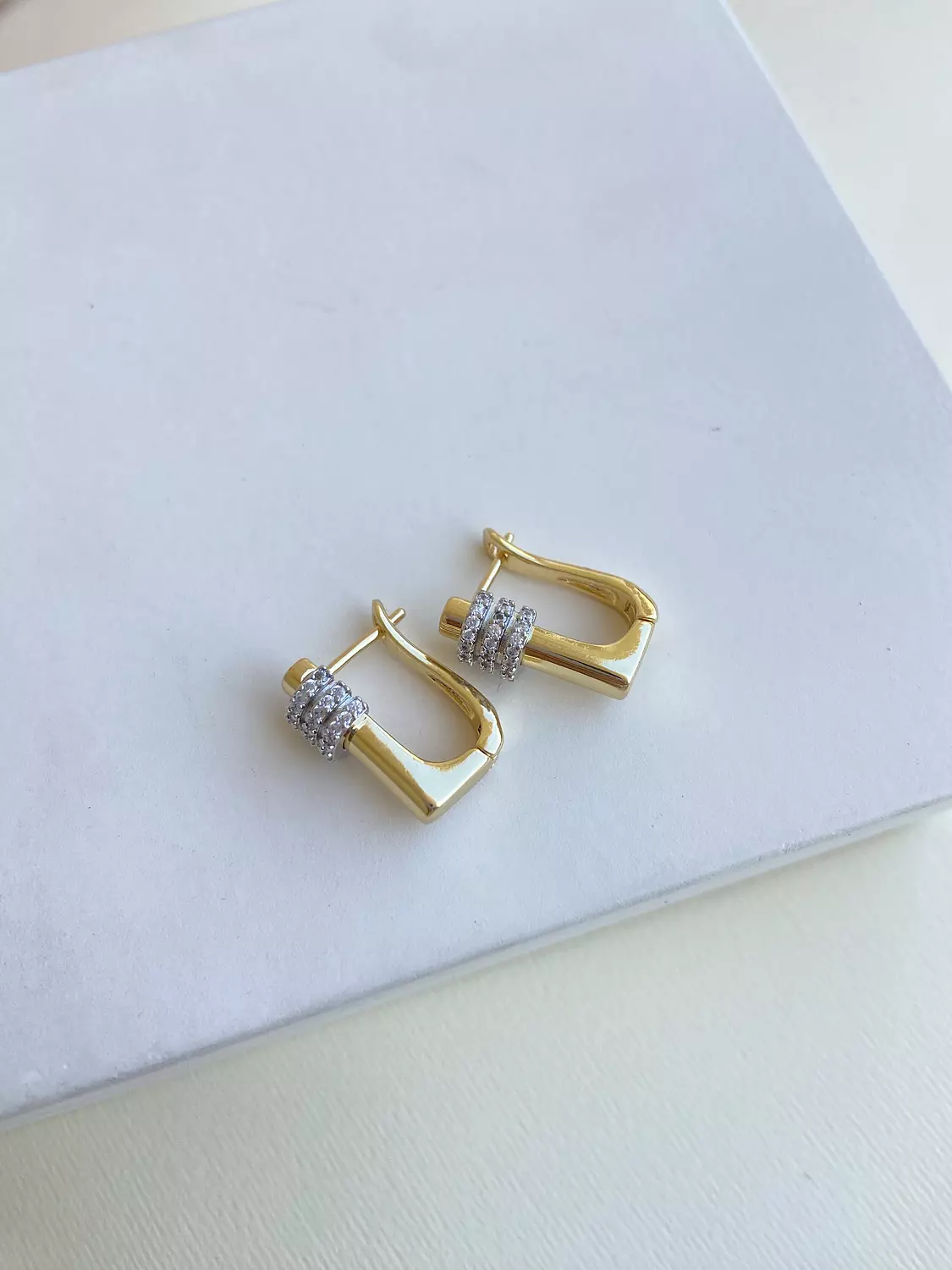 Silver line earring 2