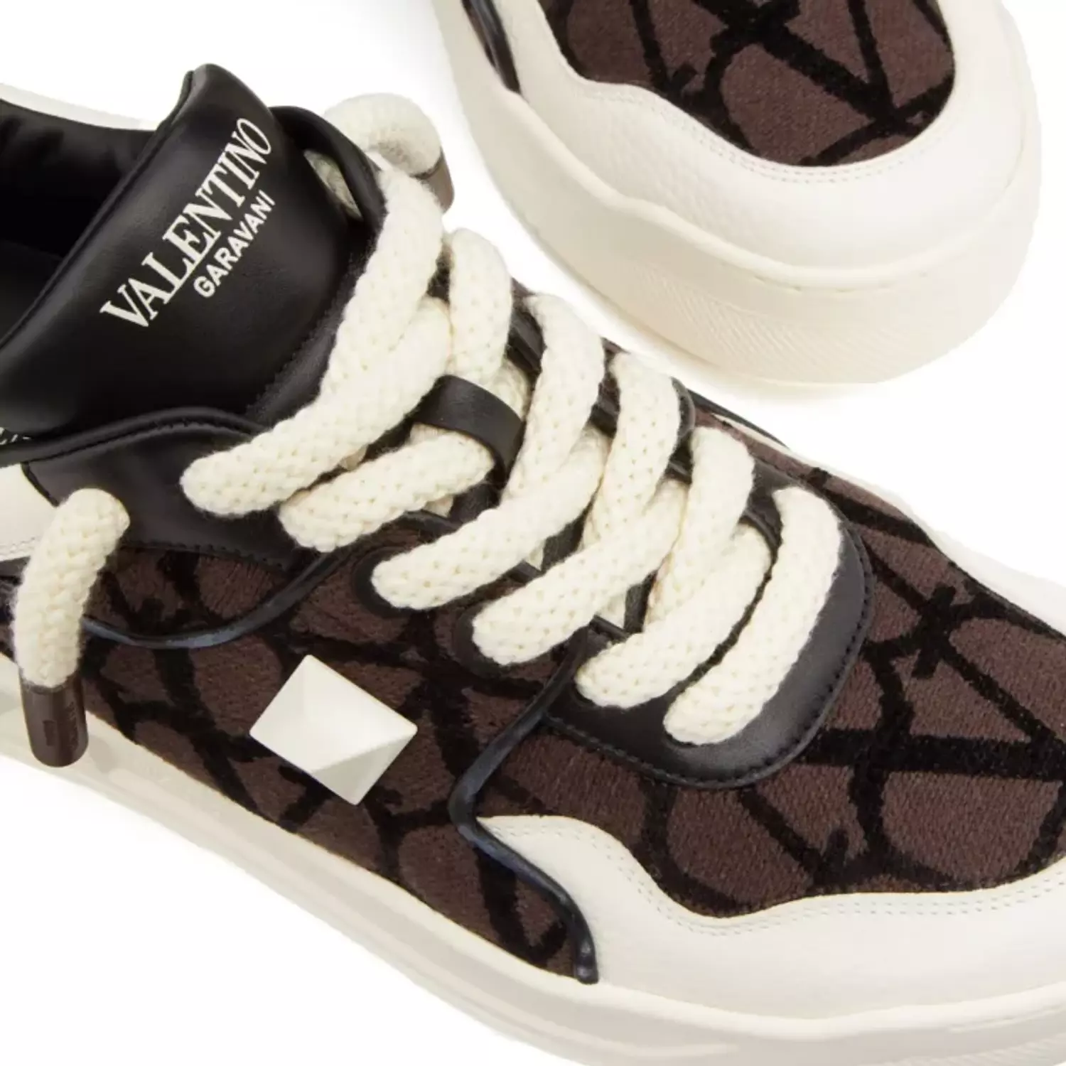 Valentino Garavani One Stud XL leather sneakers 4