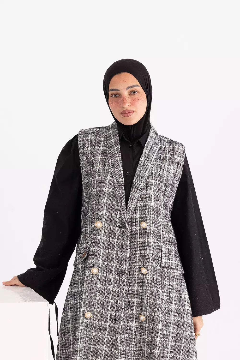 Velora Long Vest 2