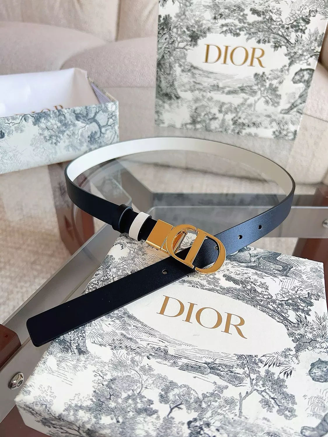 Dior women's belt  hover image