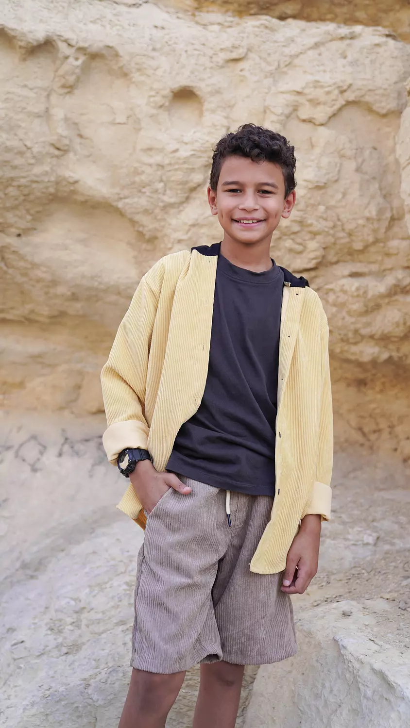 SOUTH CAN Velvet yellow chemise with black hoodie for boys image