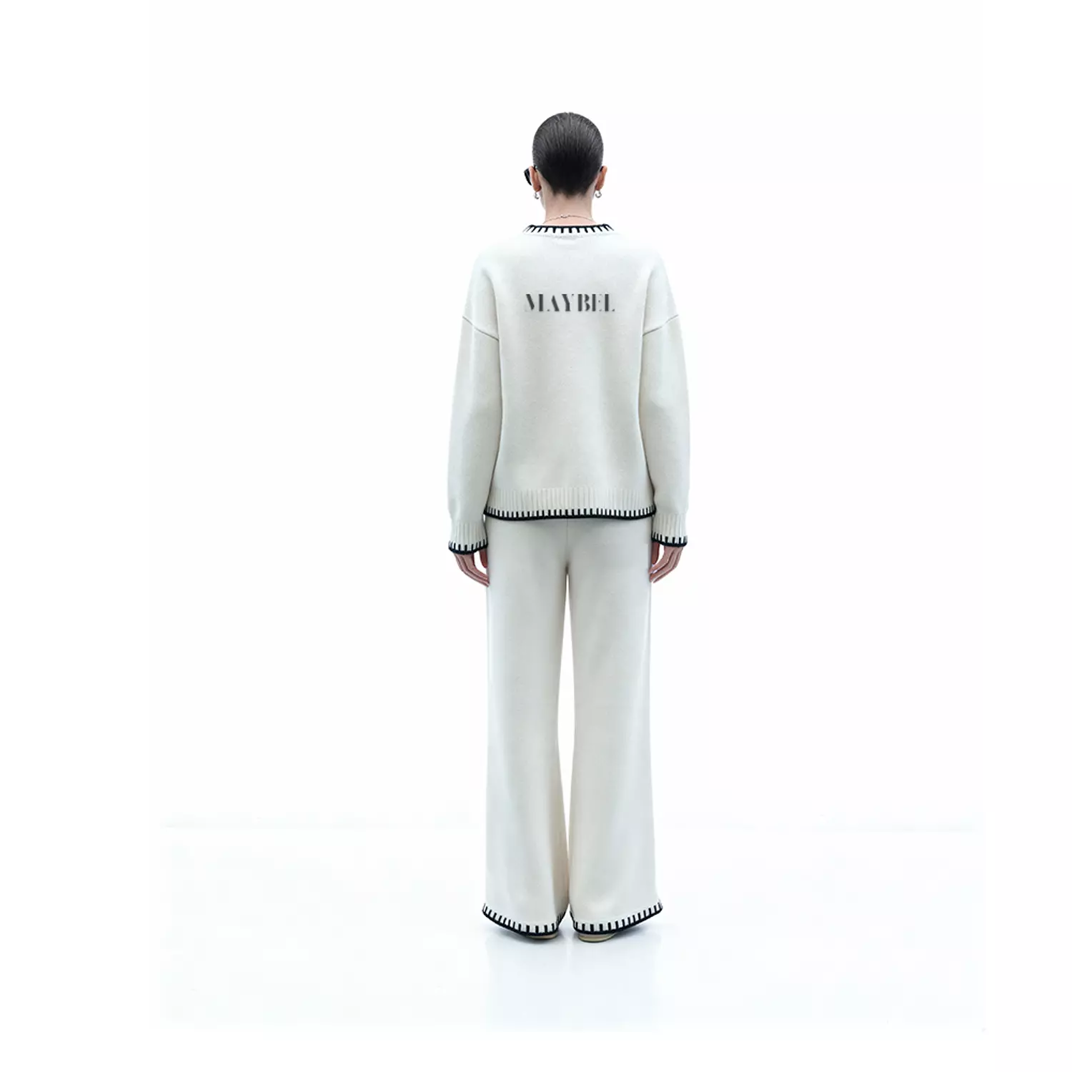 The Frame set in Nude 2