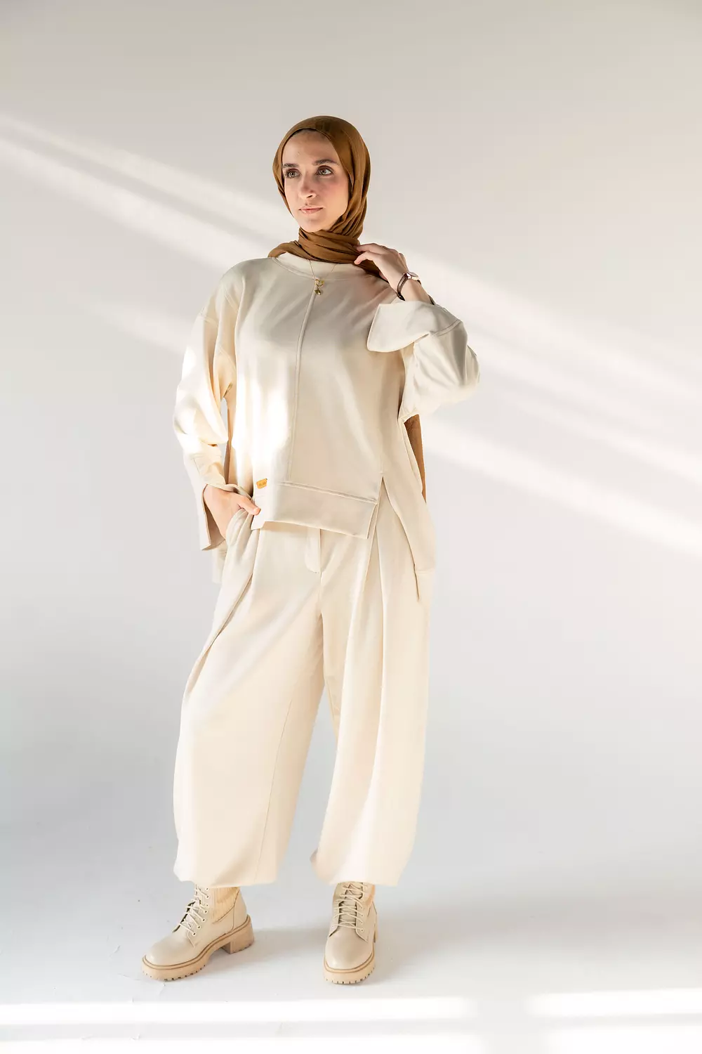 Relaxed Oysho Set in Beige 4