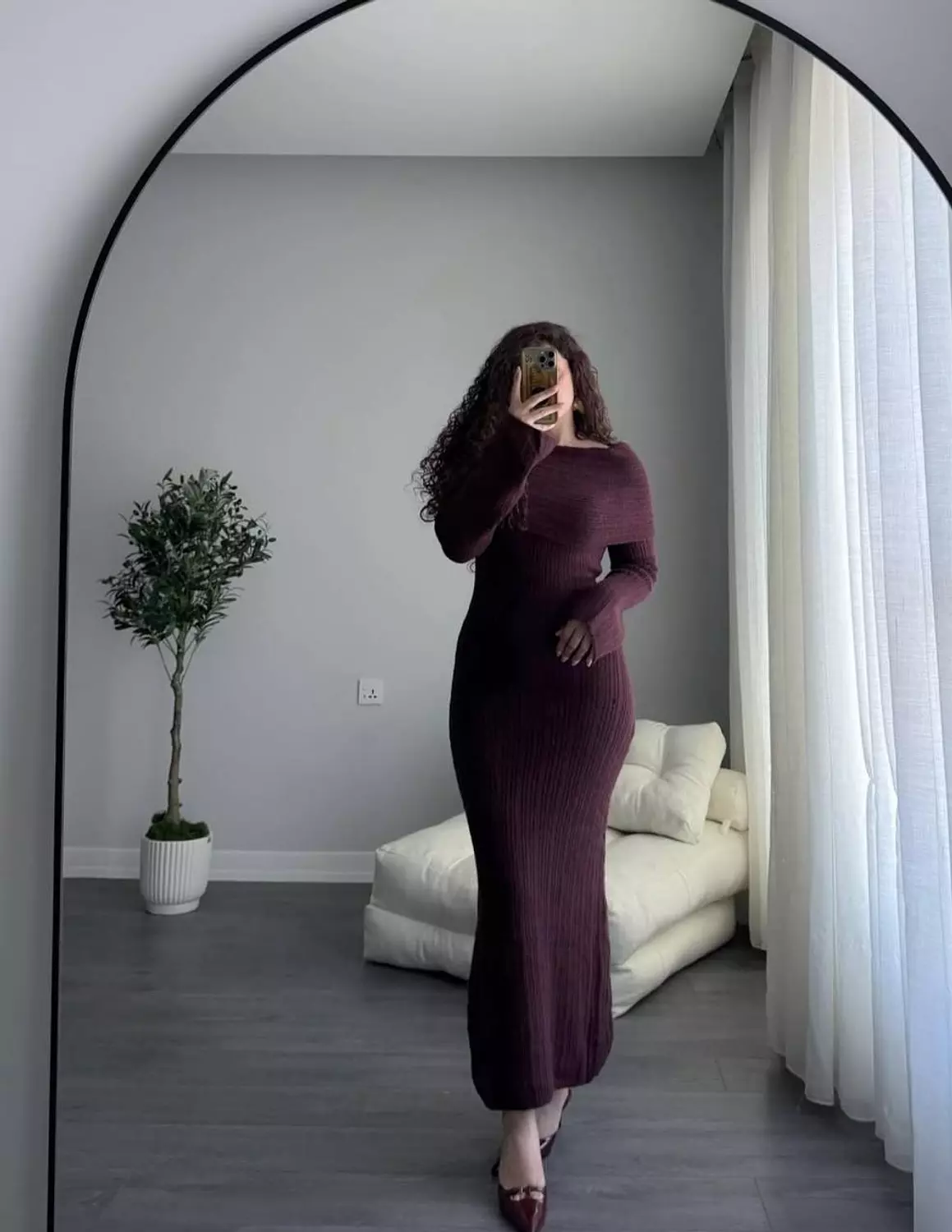 Off-Shoulder Knitted Dress  2