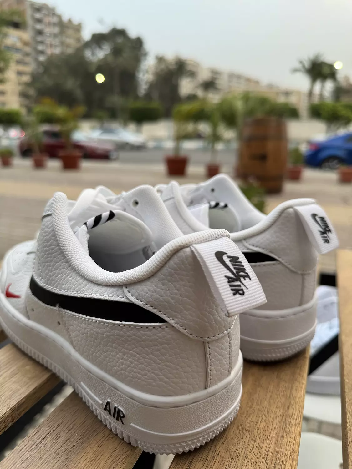 Nike Air Force 1 Low 07 LV8 5