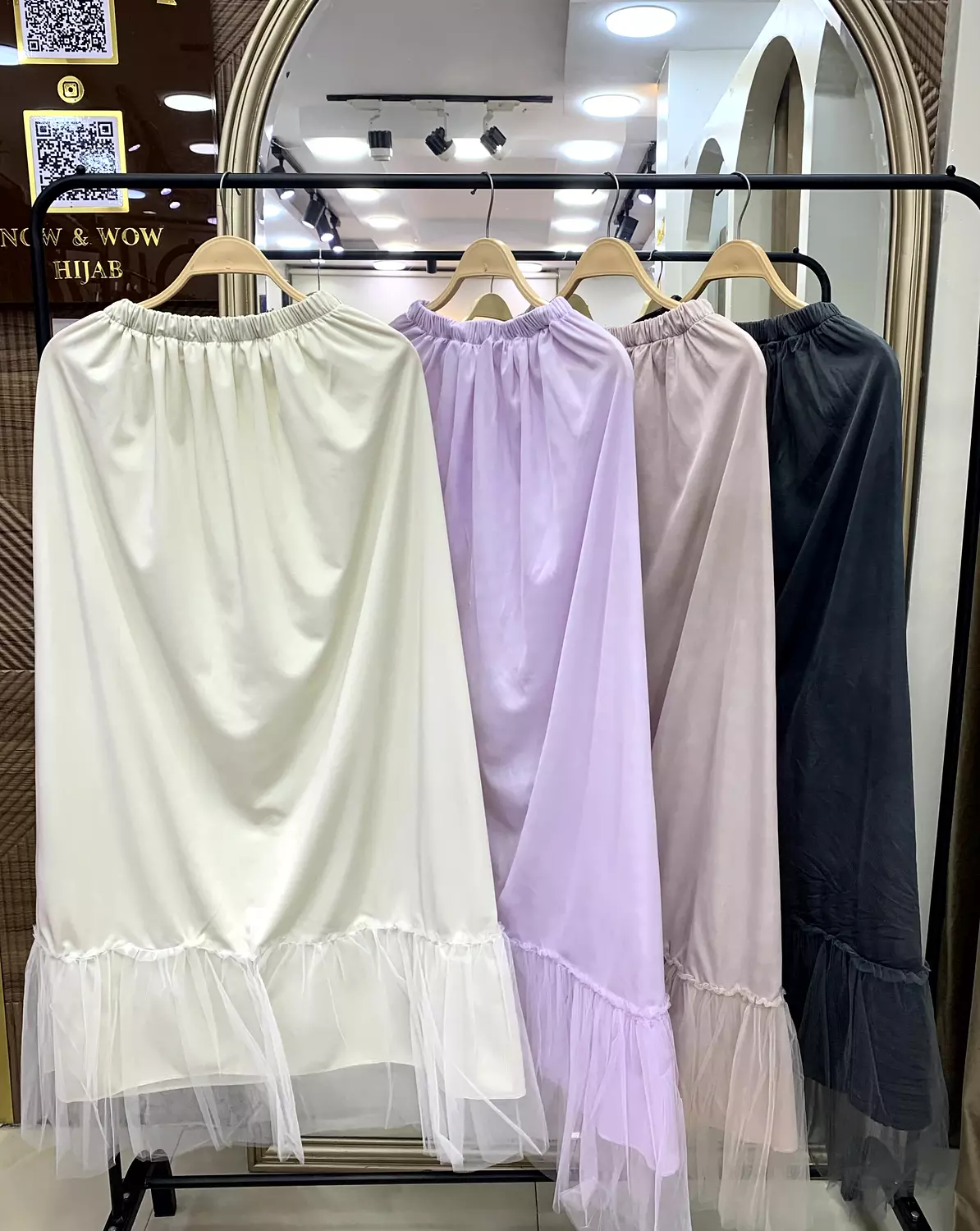 Skirt Liner 4