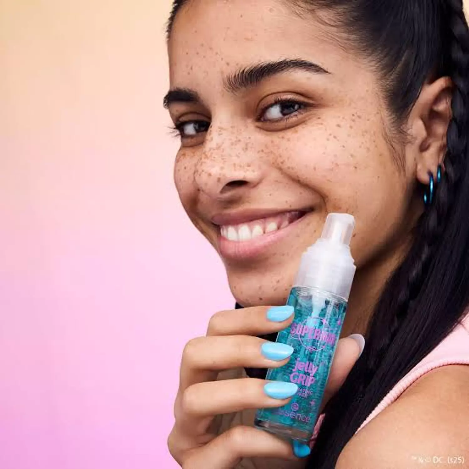 Essence Superman Jelly Grip Hydrating Primer 29ml hover image