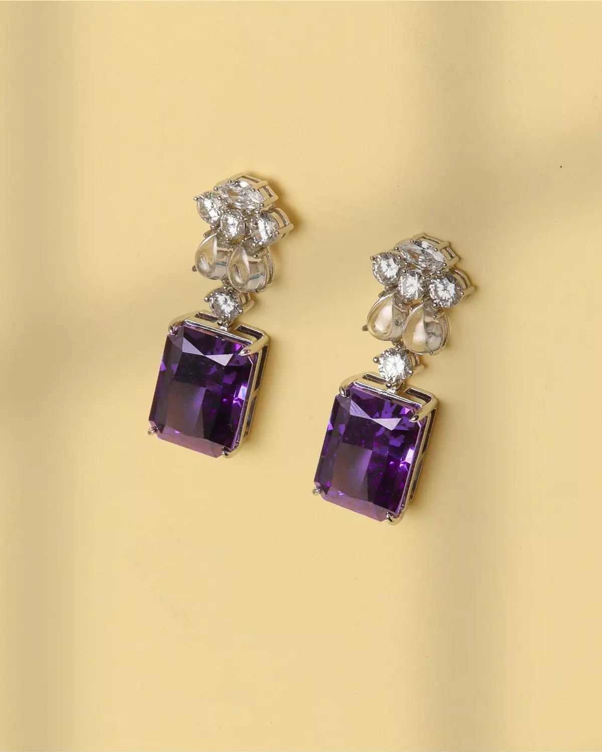 <p><strong><br>EARRINGS</strong></p>