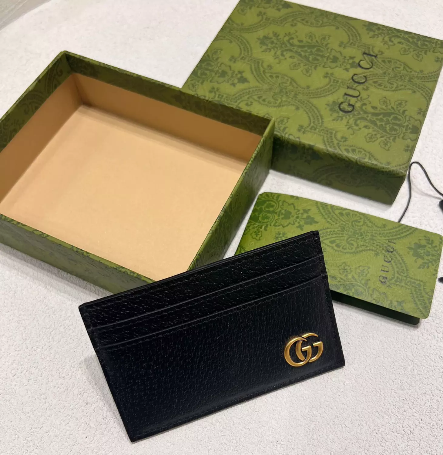 Gucci cardholder wallet   image