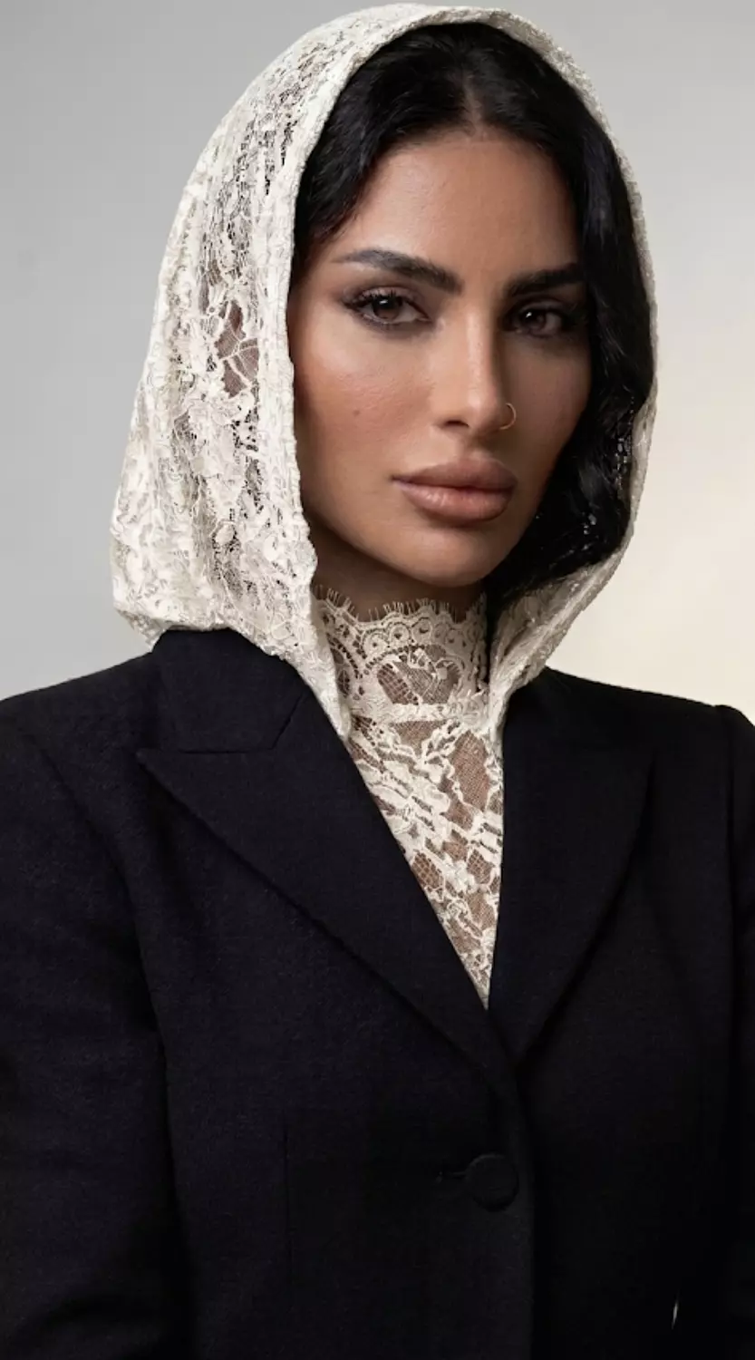 Dantel balaclava hover image