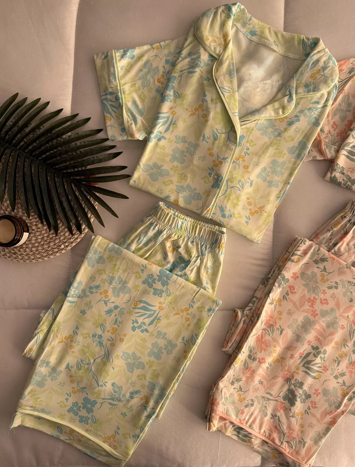 Cozy Floral short sleeves 2