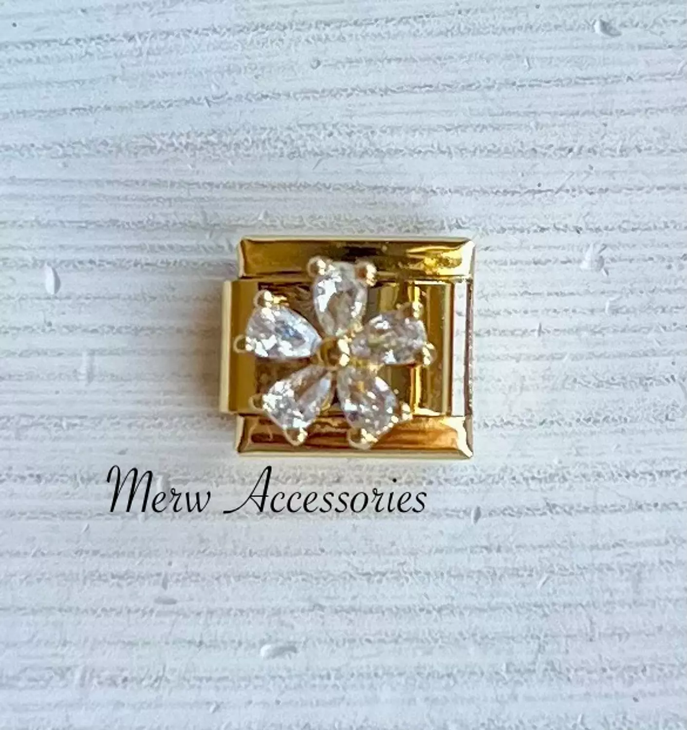 Crystal flower charm  image